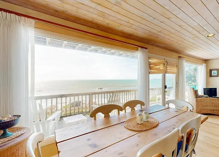 Oceanfront Delight